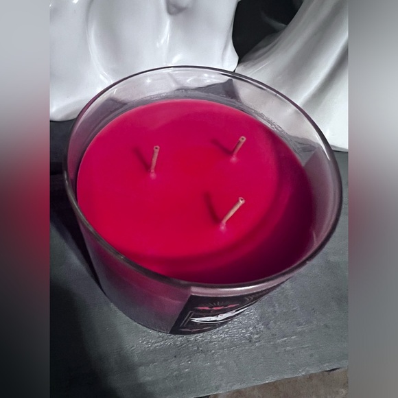 Halloween Bath&Body Works Candle - Picture 6 of 7